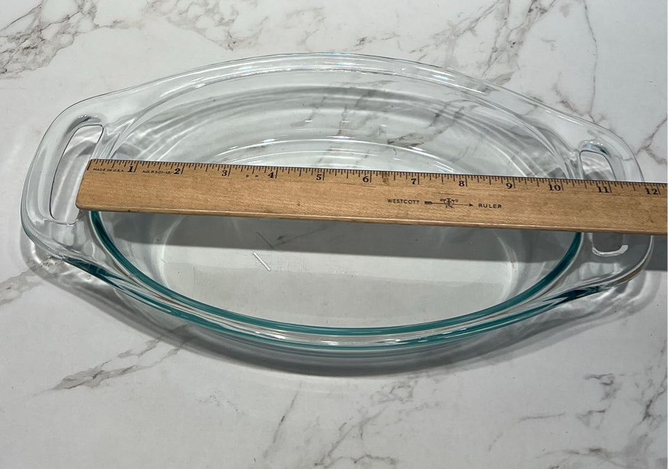 Pyrex Handled Bowl