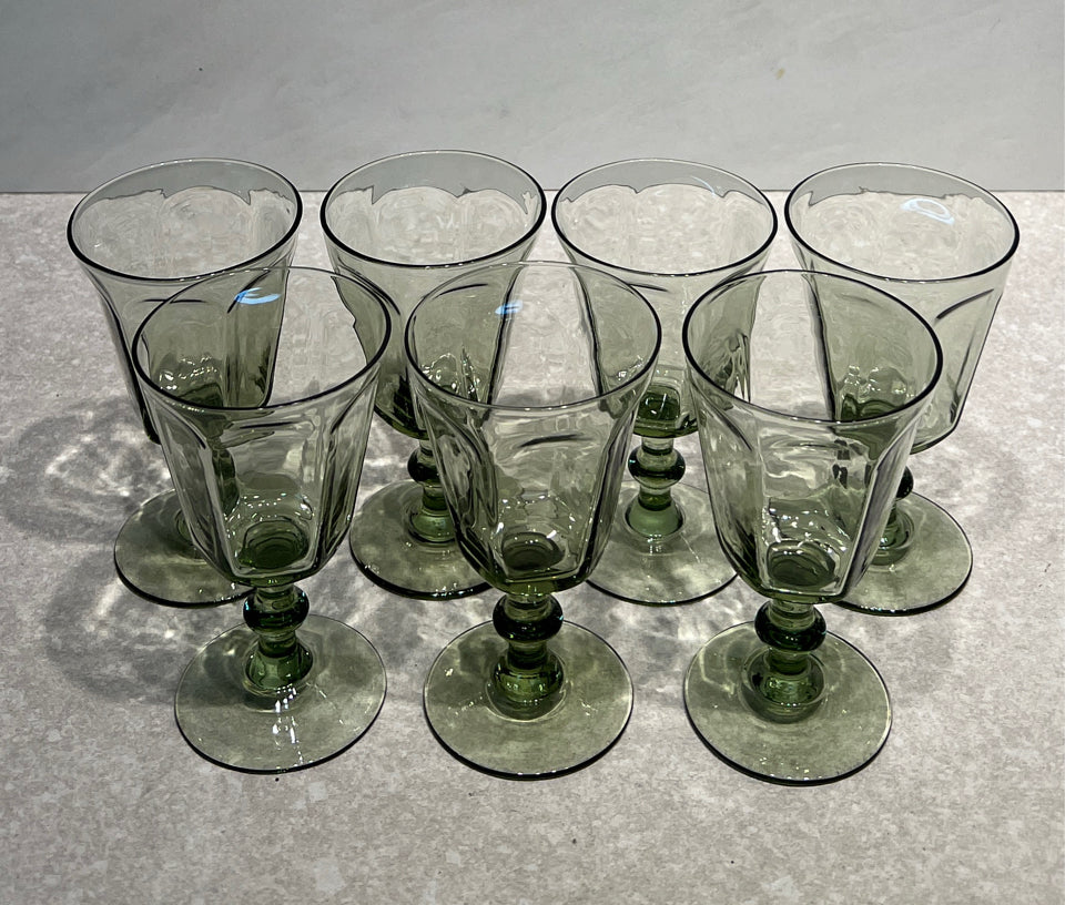 Set of 7 Glasses