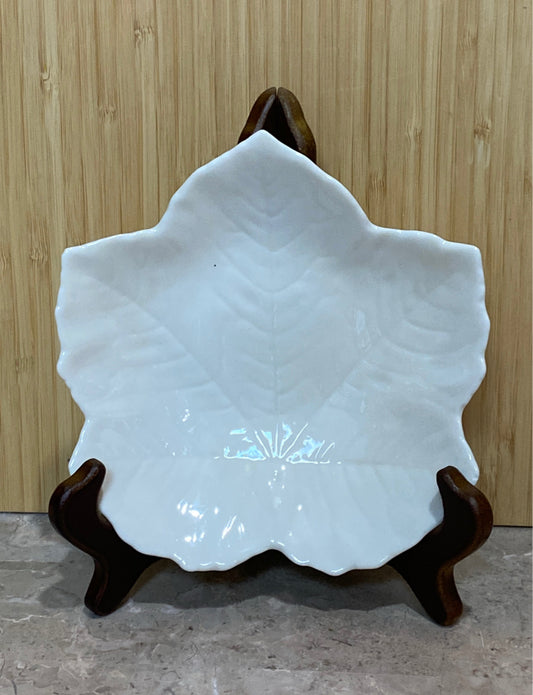 Belleek Leaf Plate