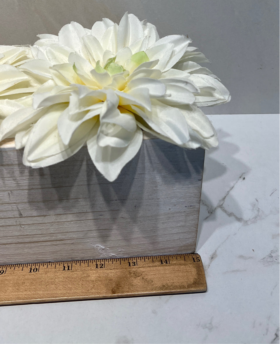 Artificial Decor
