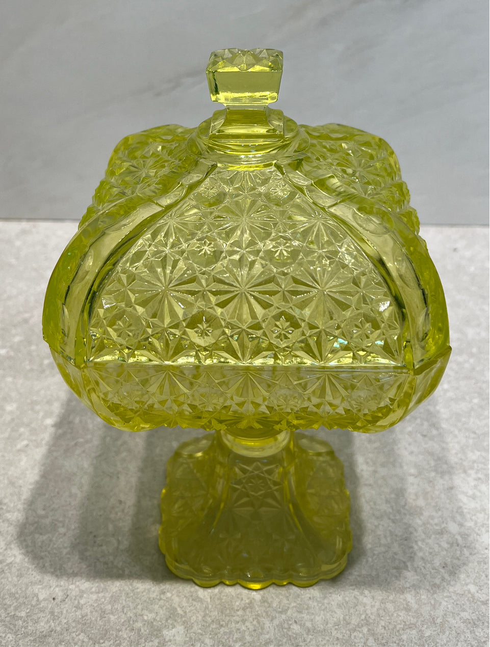 Vaseline Daisy Covered Compote - as is