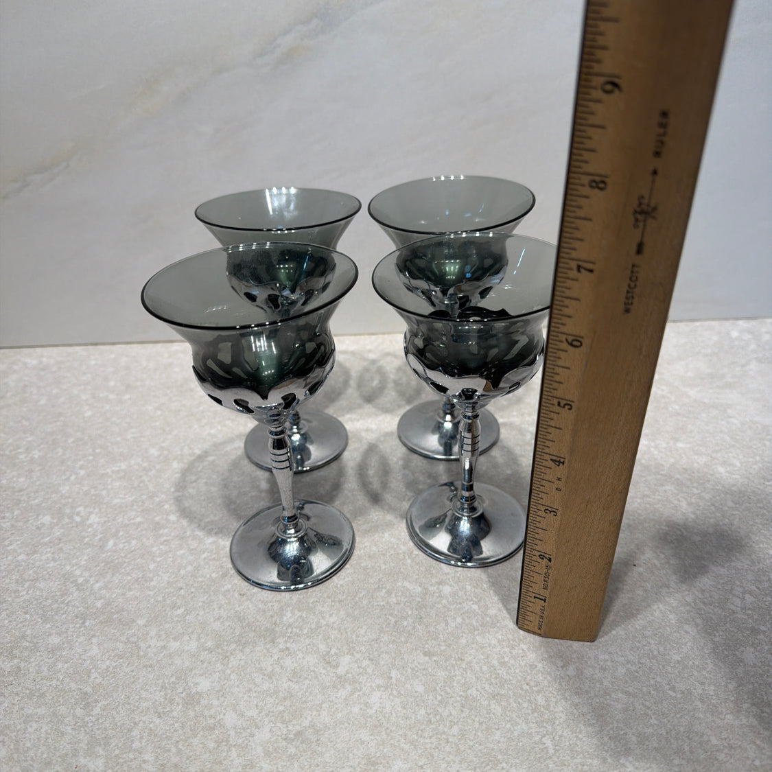 Set of 4 Glasses