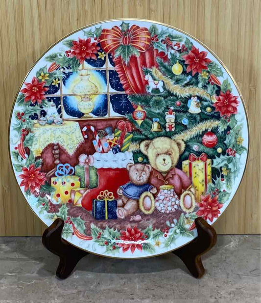 Royal Doulton Christmas Plate