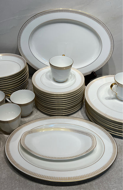 Mikasa Berkshire Dinnerware Set