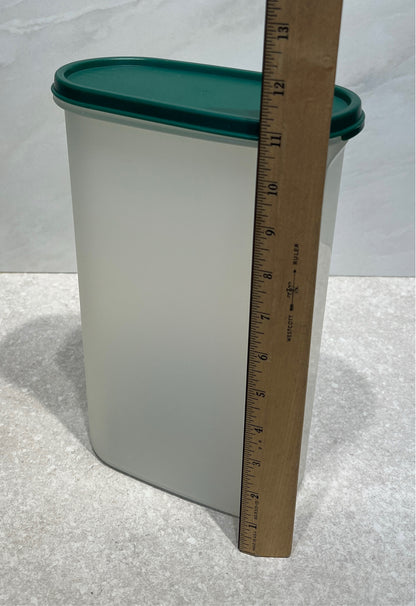Tupperware Container
