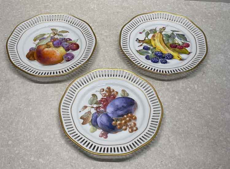 Set of 3 Plates