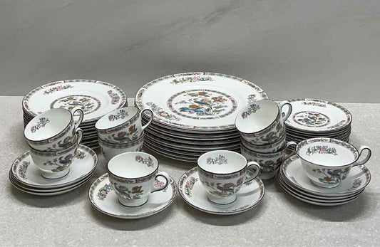 Wedgwood Kutani Crane Dinnerware for 10