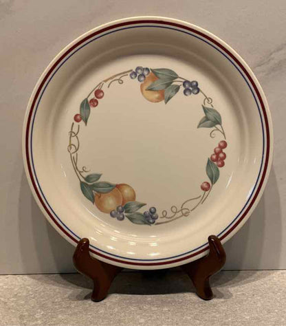 Set of 3 Corelle Plates