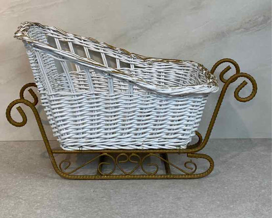 Wicker Sleigh
