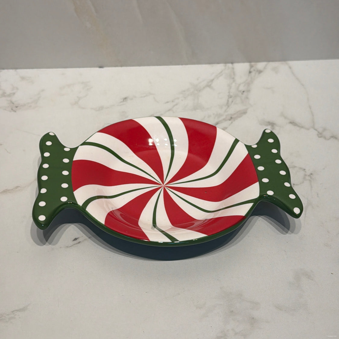 Pier 1 Dish