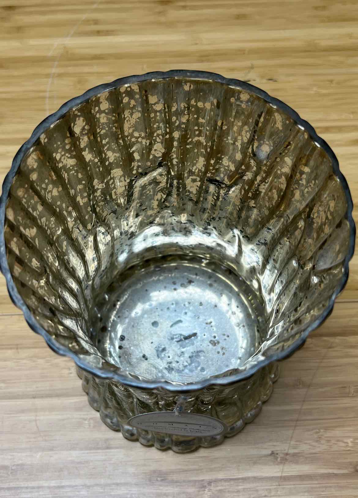 Domain Candleholder