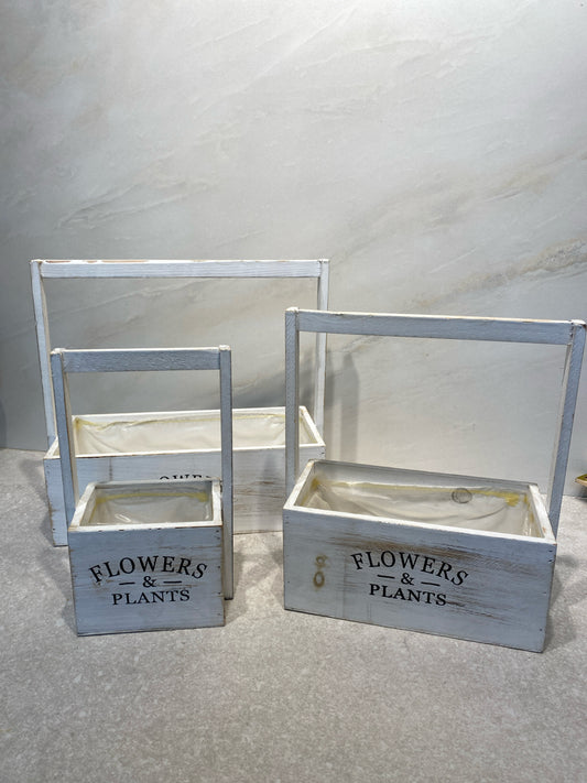 SEt of 3 Carriers