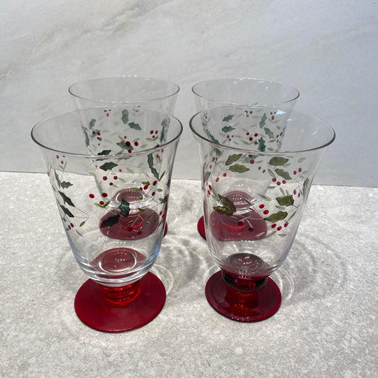 Set of 4 Pfaltzgraff Winterberry Glasses