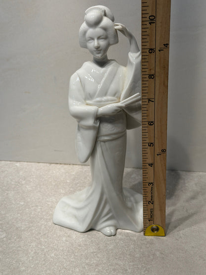 Figurine