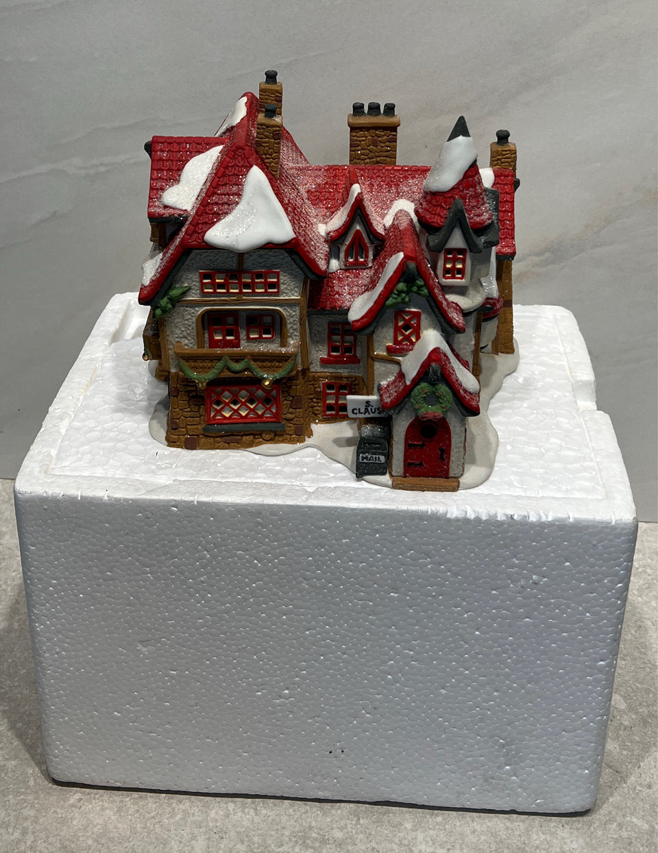 Dept. 56Santa's Workshop