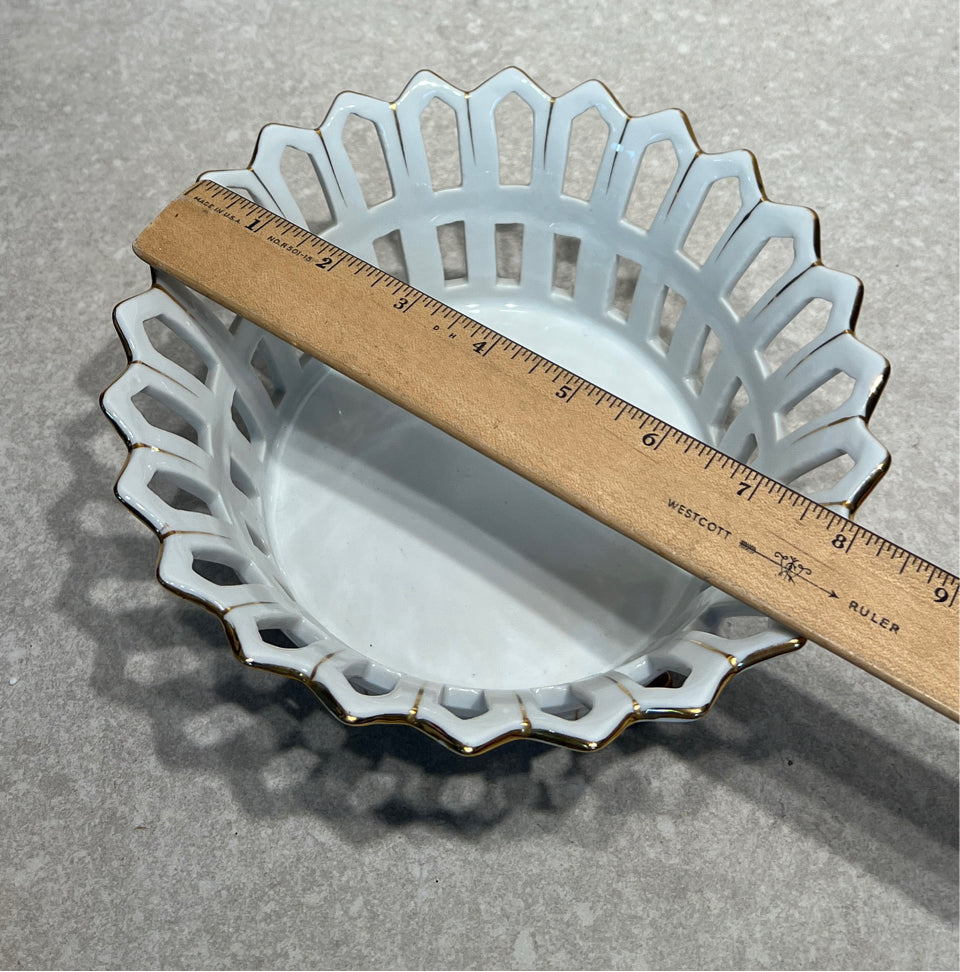 Andrea by Sadek Reticulated Bowl