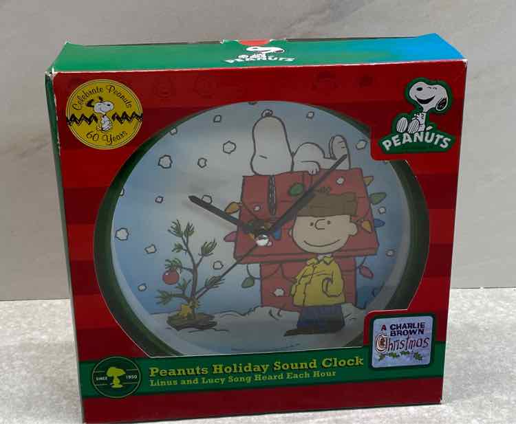 Peanuts Clock