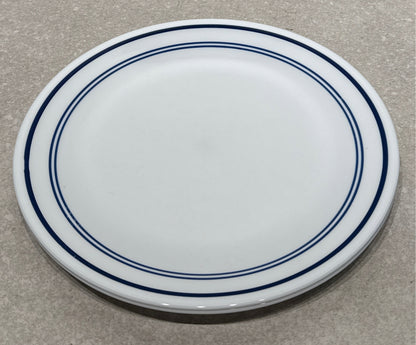 Set of 2 Corelle Plates