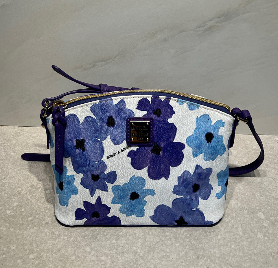Dooney And Bourke Handbag
