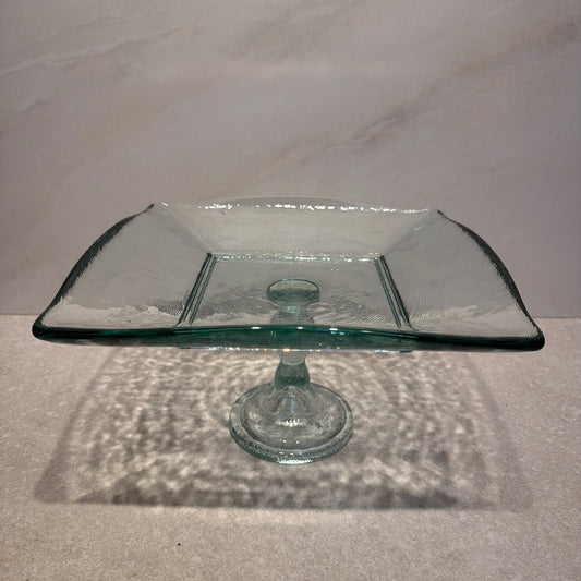 Pedestal Dish