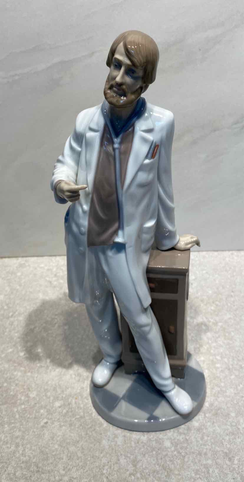 Lladro "The Physician"