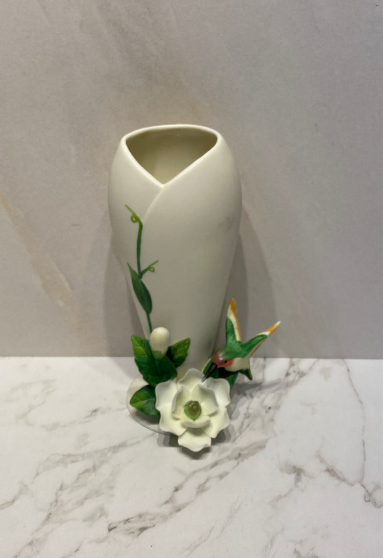 Vase with Hummingbird