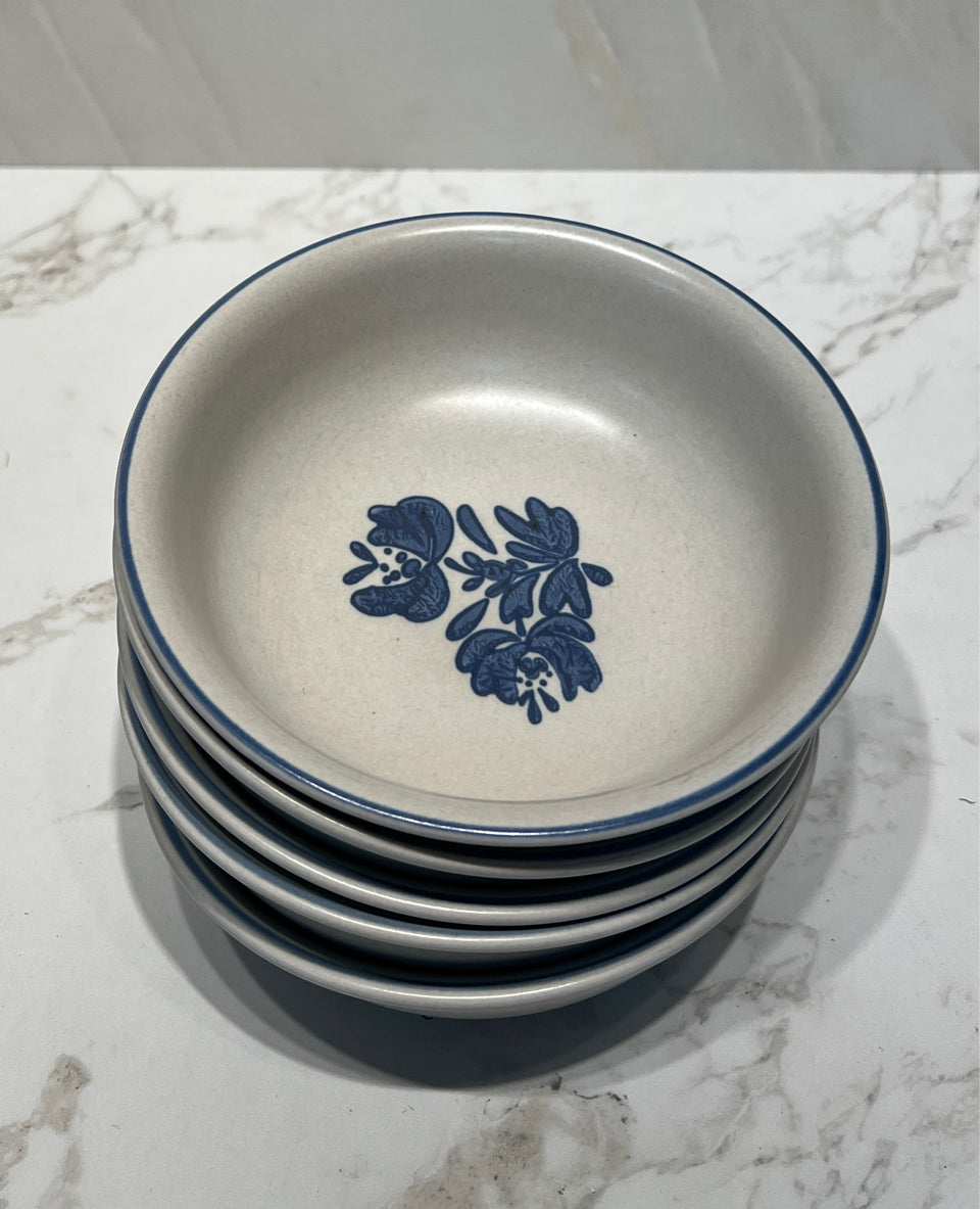 Set of 5 Pfaltzgraff Bowls