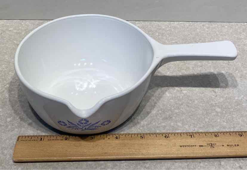 Corning Ware Spouted Bowl