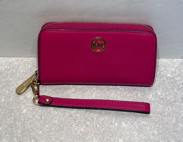 MK Wristlet
