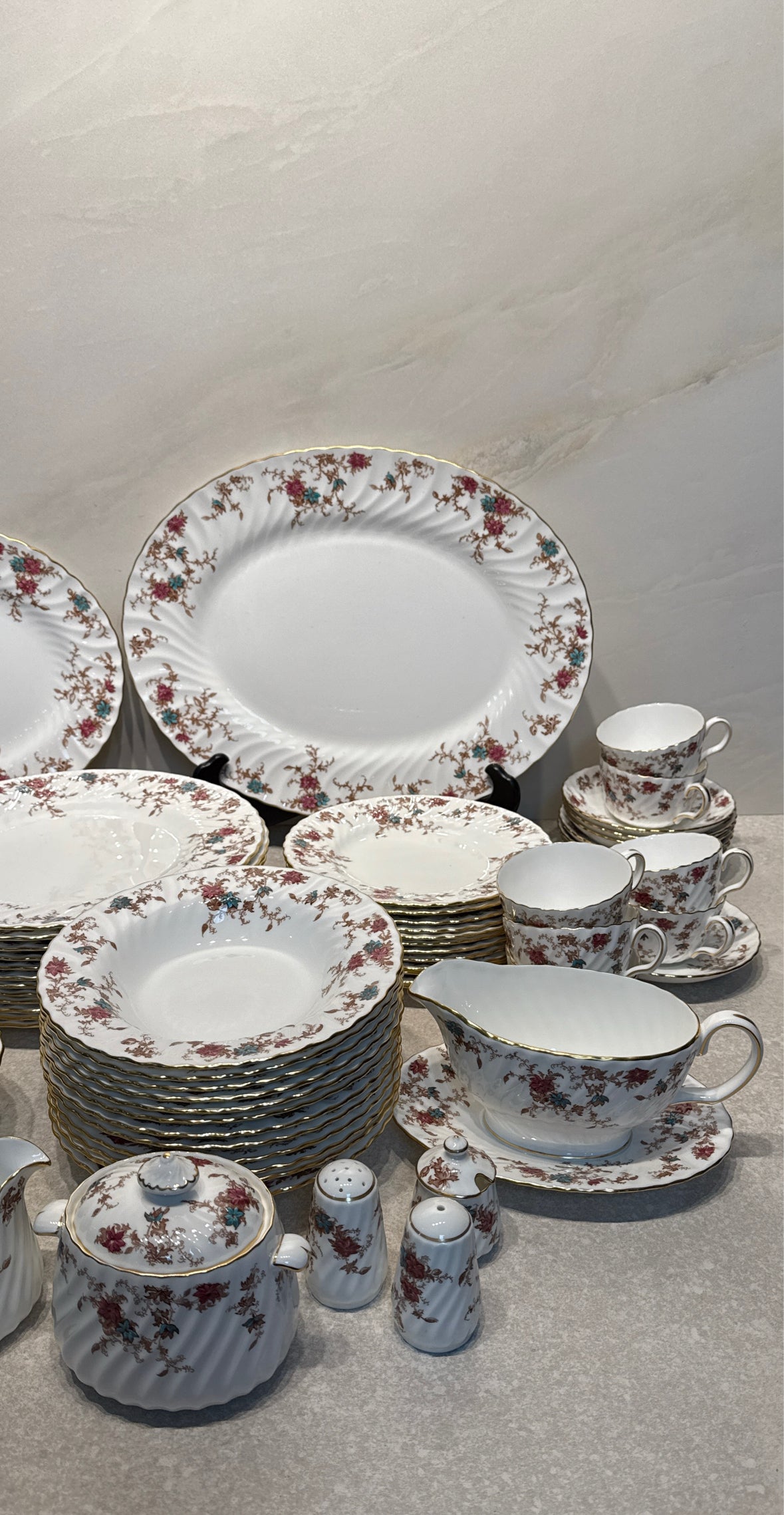 Minton Ancestral Dinnerware Set