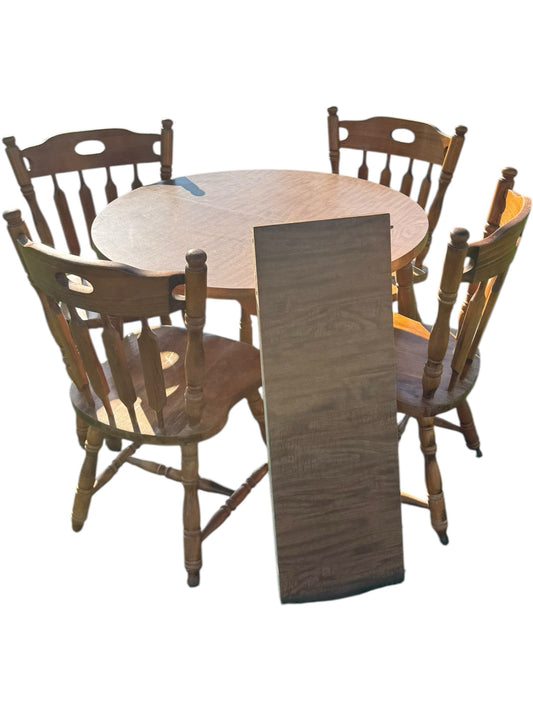 Round Table With 4 Chairs