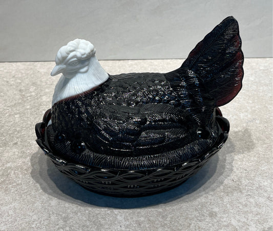 Covered Amethyst & White Slag Hen