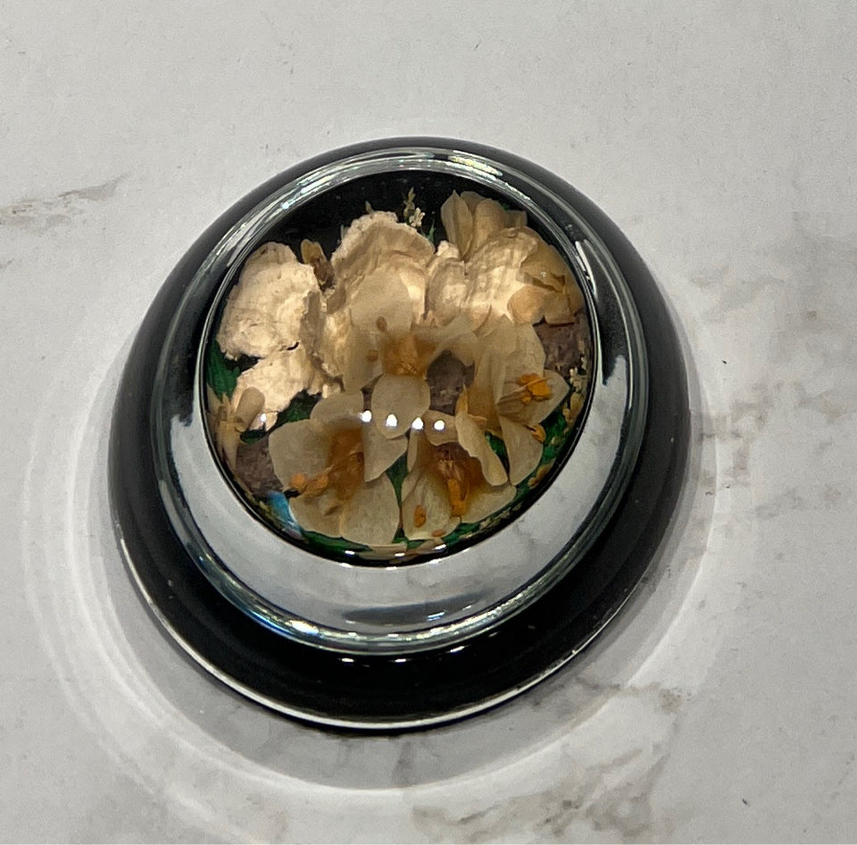 Paperweight