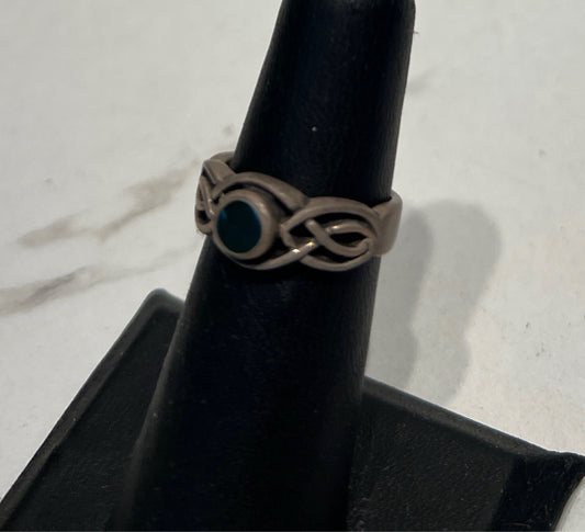 Sterling Ring - Size 5.5