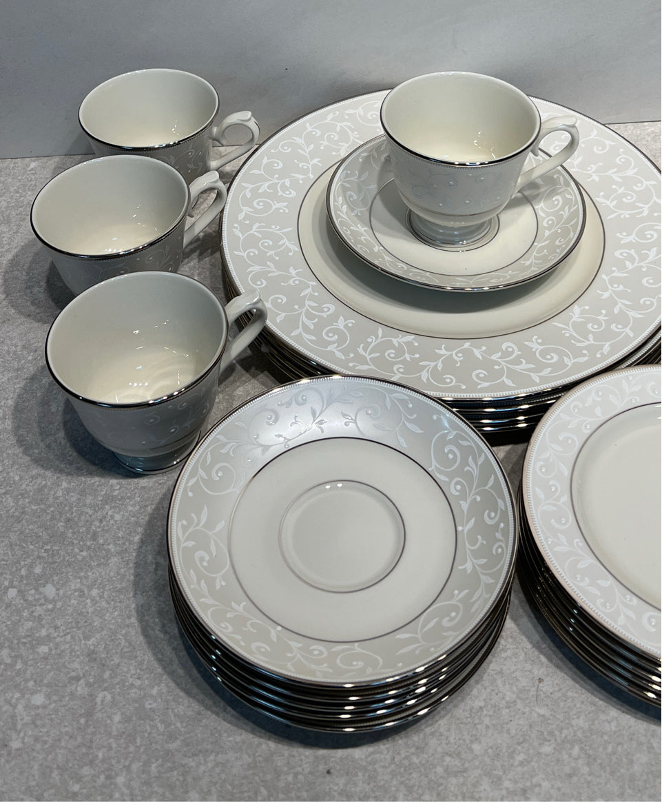 Lenox Pearl Innocence Dinnerware Set