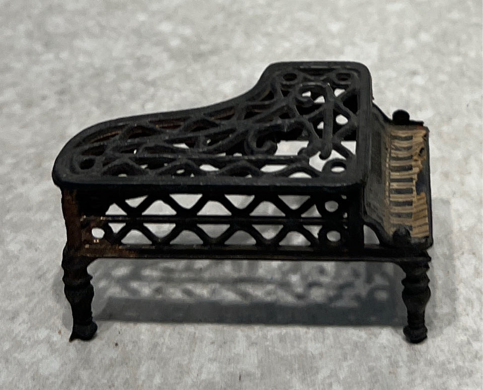 Old Doll Furniture Piano
