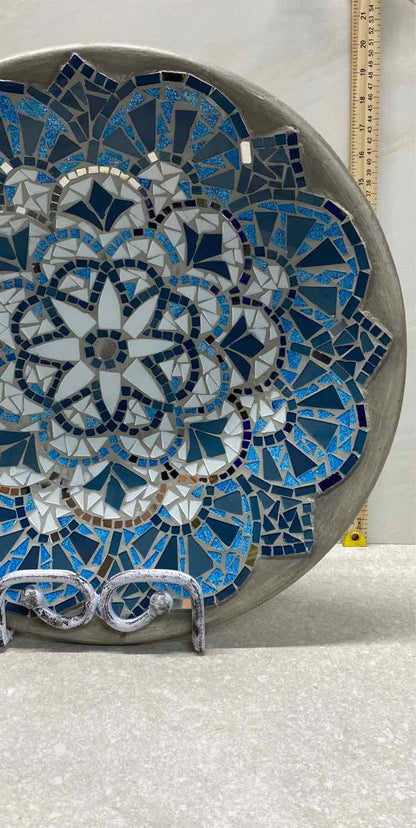 Pier 1 Plate on Stand