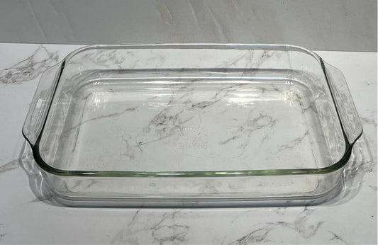 Pyrex Casseole Dish