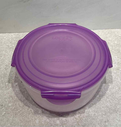 Lock & Lock Covered Bowl