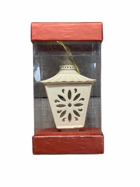 Lenox 2000 Annual Lantern Ornament