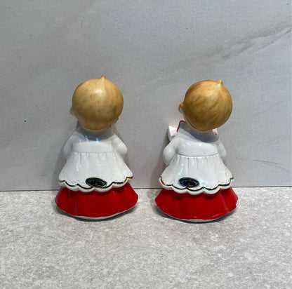 Josef Originals - Pair of  Carolers