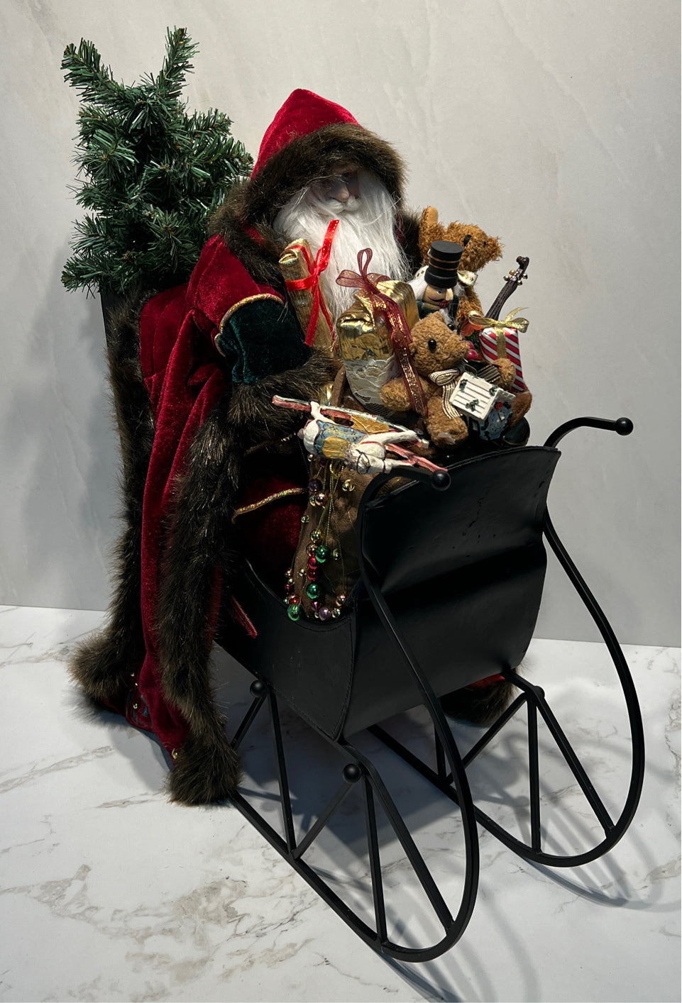 Sleigh with Santa