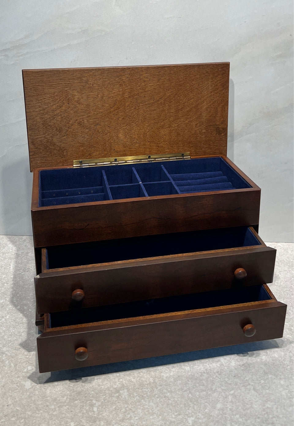 Bombay Jewelry Chest *