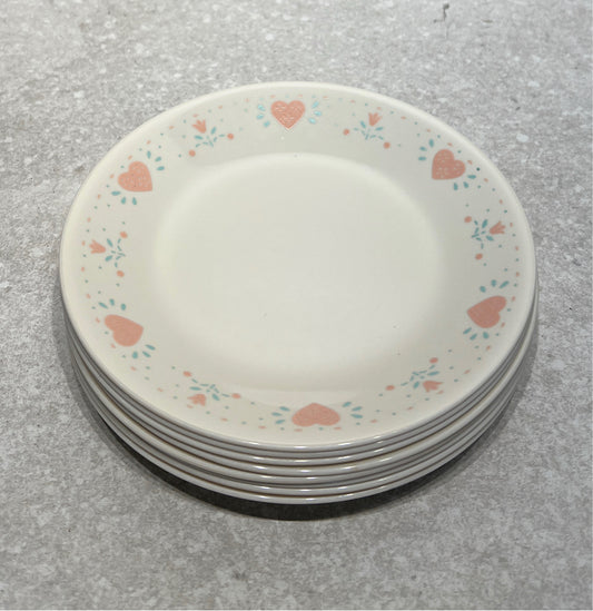 Set of 8 Corelle Plates