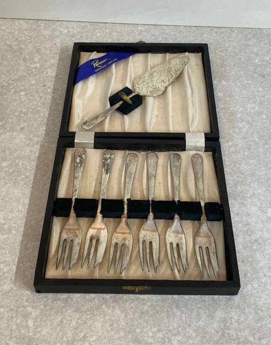 Dedsert Forks