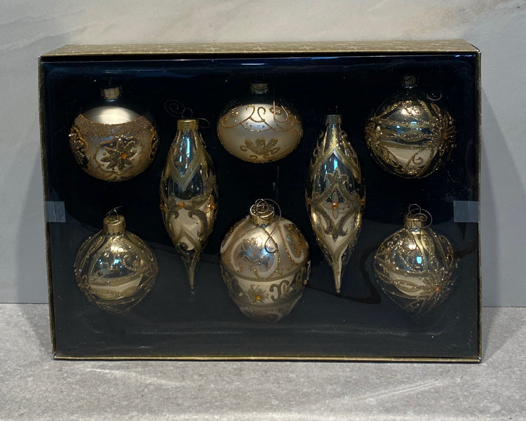 Set of 8 Ornaments