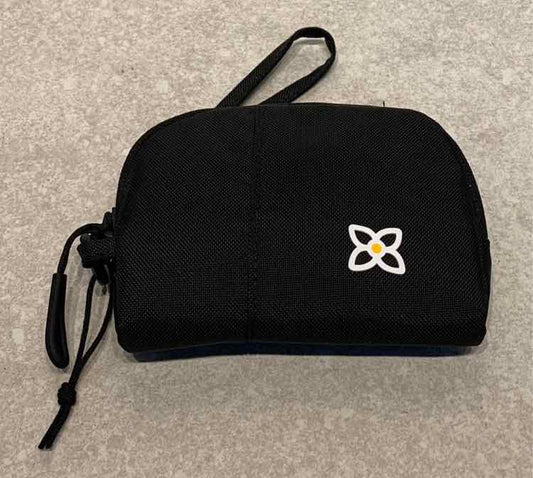 Sherpani Wristlet