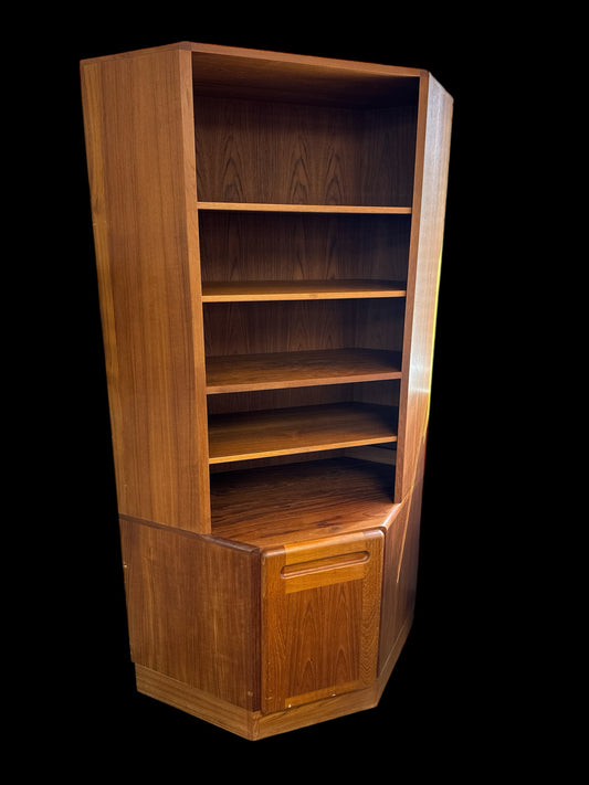 Corner Cabinet