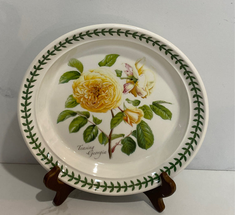 Botanic Roses  8.5" Plate