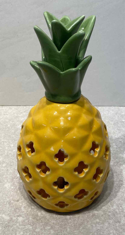 Lighted Pineapple